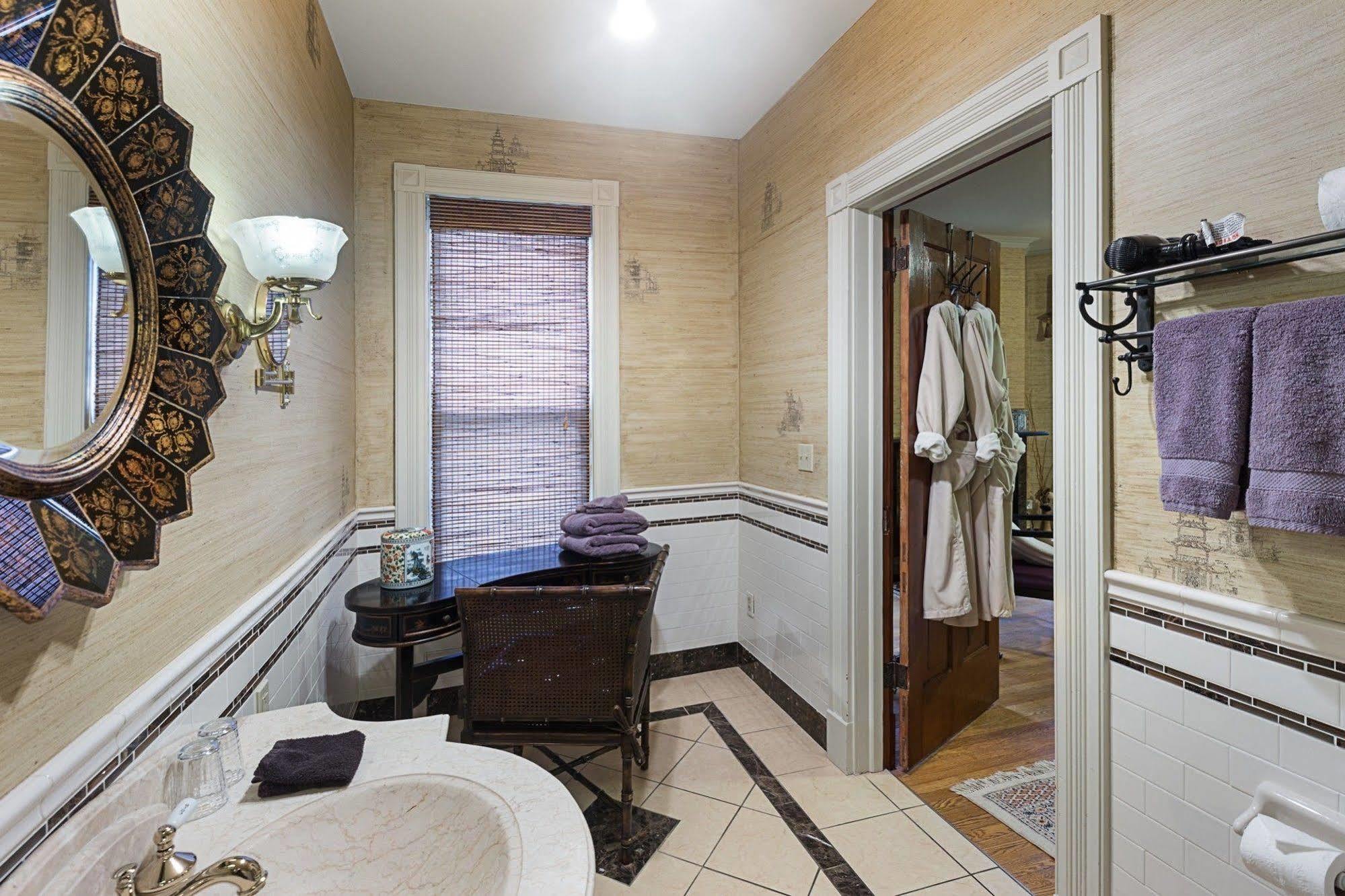 Historic Webster House Bed And Breakfast Inn Bay City Eksteriør bilde